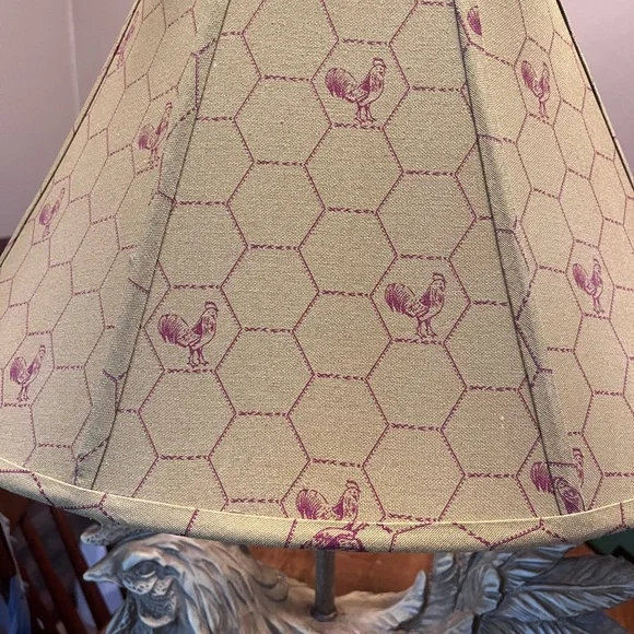 Rustic Rooster Table Lamp with Beige Shade